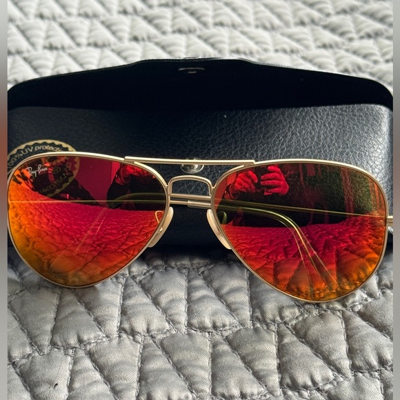 Ray-Ban Aviator Large Gold Metal Mirror Sunglasses w/Red-Orange Mirrored Lenses - Picture 3 of 7
